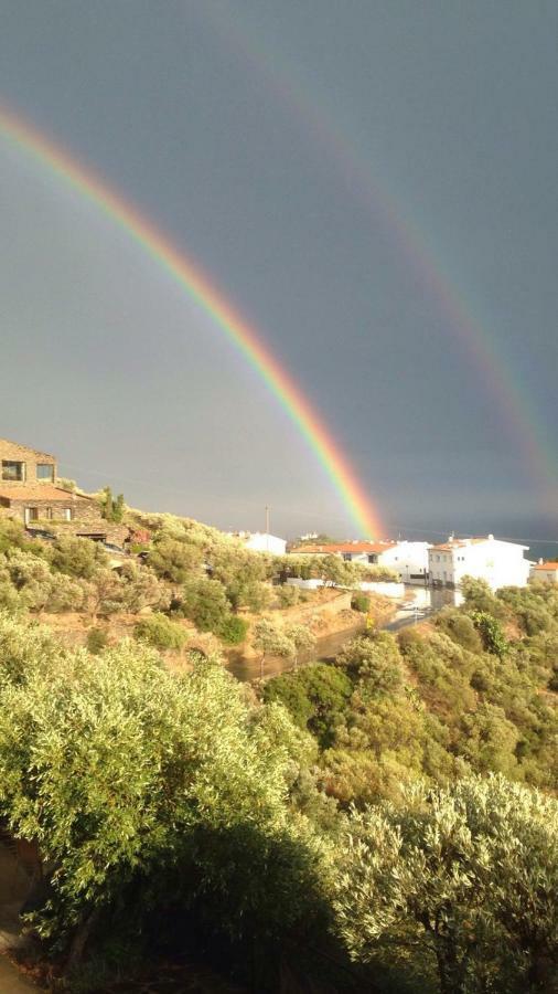 Es Volca Apartment Cadaques Ngoại thất bức ảnh